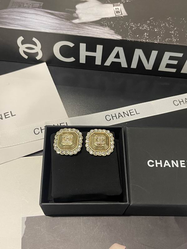 Chanel Earring 03yxs385